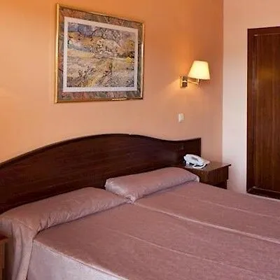 L'azure Λορέτ Ντε Μαρ